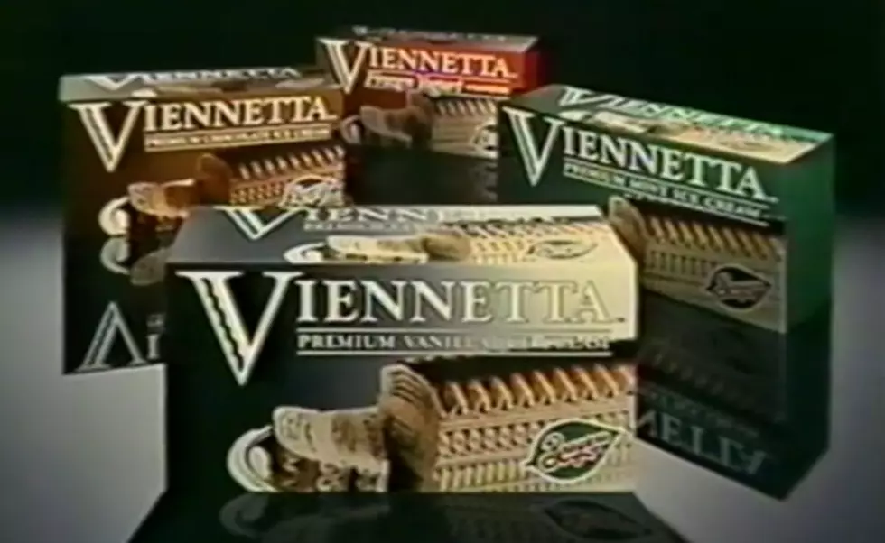 Viennetta The &#8216;Fancy&#8217; Ice Cream Cake From The 90&#8217;s Is BACK!