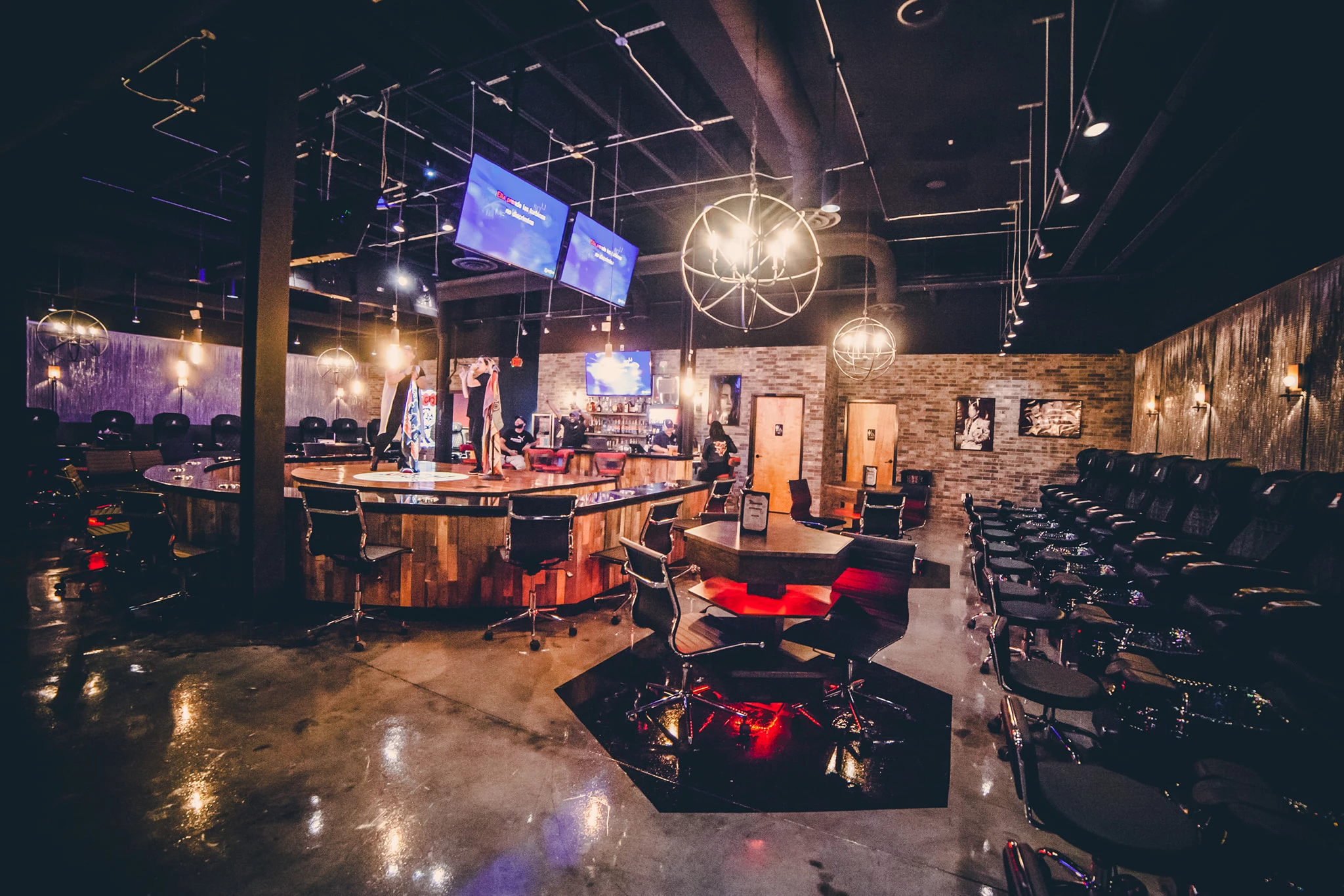 Nashville Nail Spa Has Karaoke Stage & Bar Inside