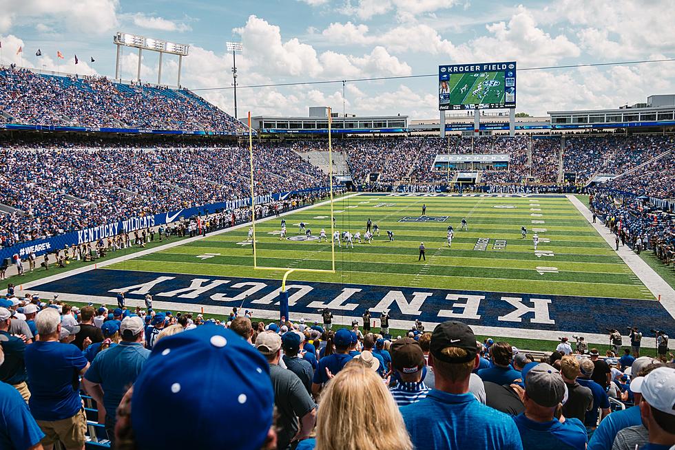 Kentucky Versus Team Kentucky