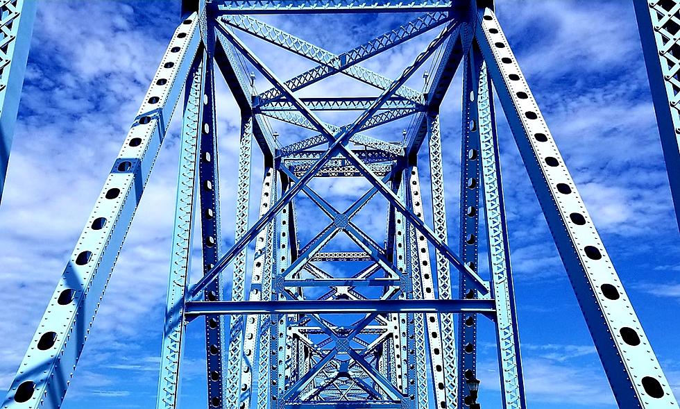 Does Anyone Remember the Toll Booth on the Owensboro Blue Bridge? [PHOTO]