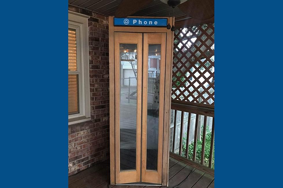 Why a Vintage Owensboro, Kentucky Phone Booth That’s for Sale Reminds Me of the City’s Best-Ever Department Store