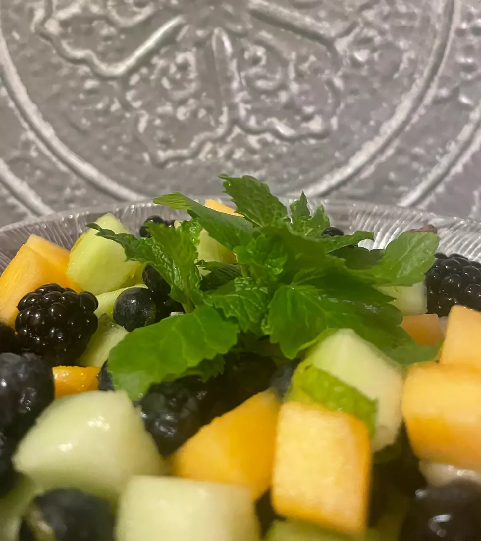 Mint Adds Unique &#038; Delicious Taste to this Summer Fresh Fruit Salad [RECIPE]