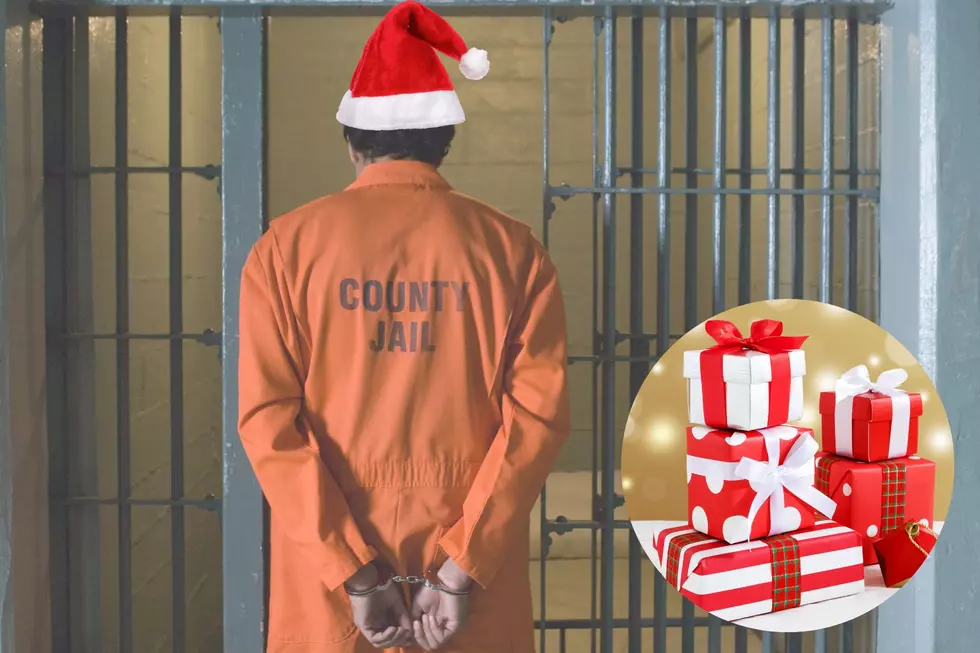 This Christmas Facebook Tradition Could Land You In Jail!
