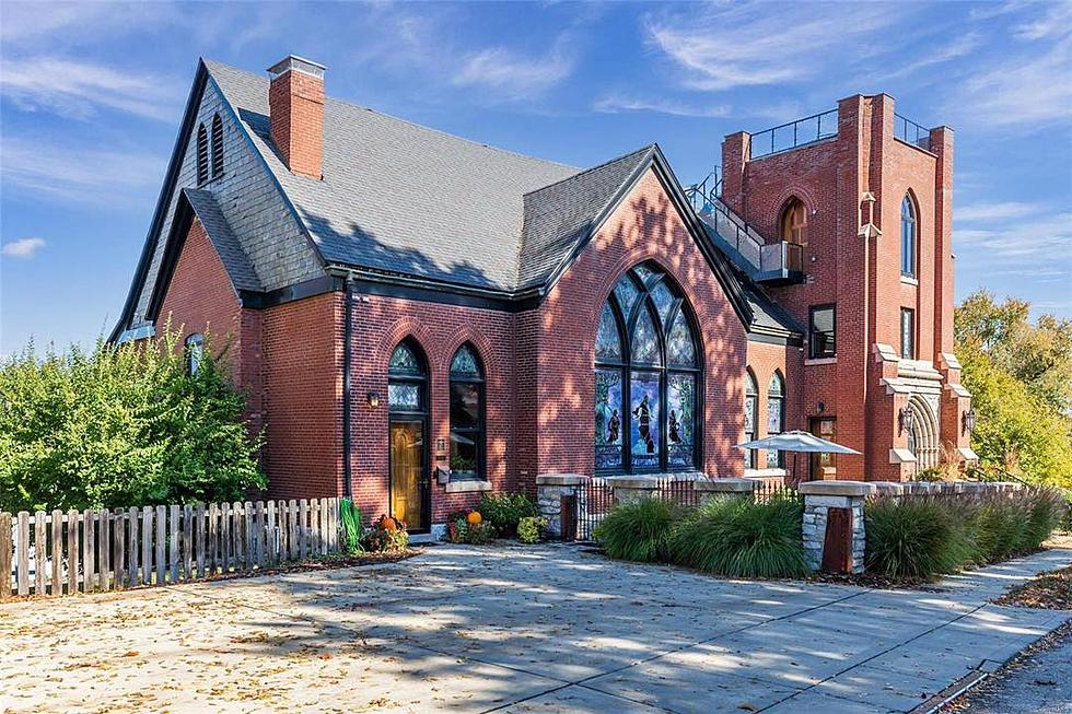 20 Stunning Photos of a Gothic Church in St. Louis That’s Now a Million Dollar Mansion #holymoly