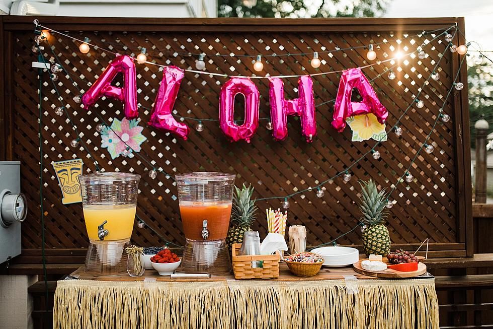 Brasher's Hosting a Lil' Ladies Luau in Owensboro