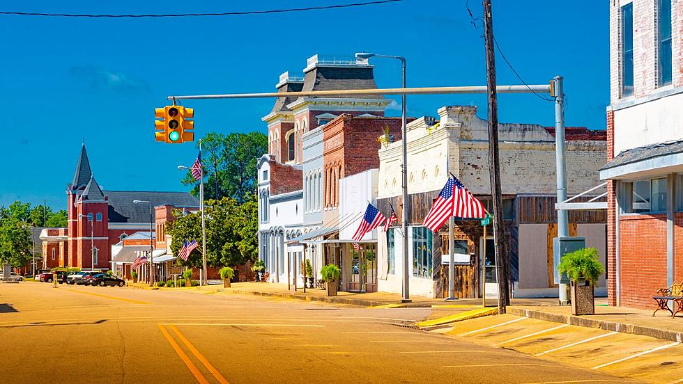 20 Painfully Accurate Ways You Know You're From a Small Town