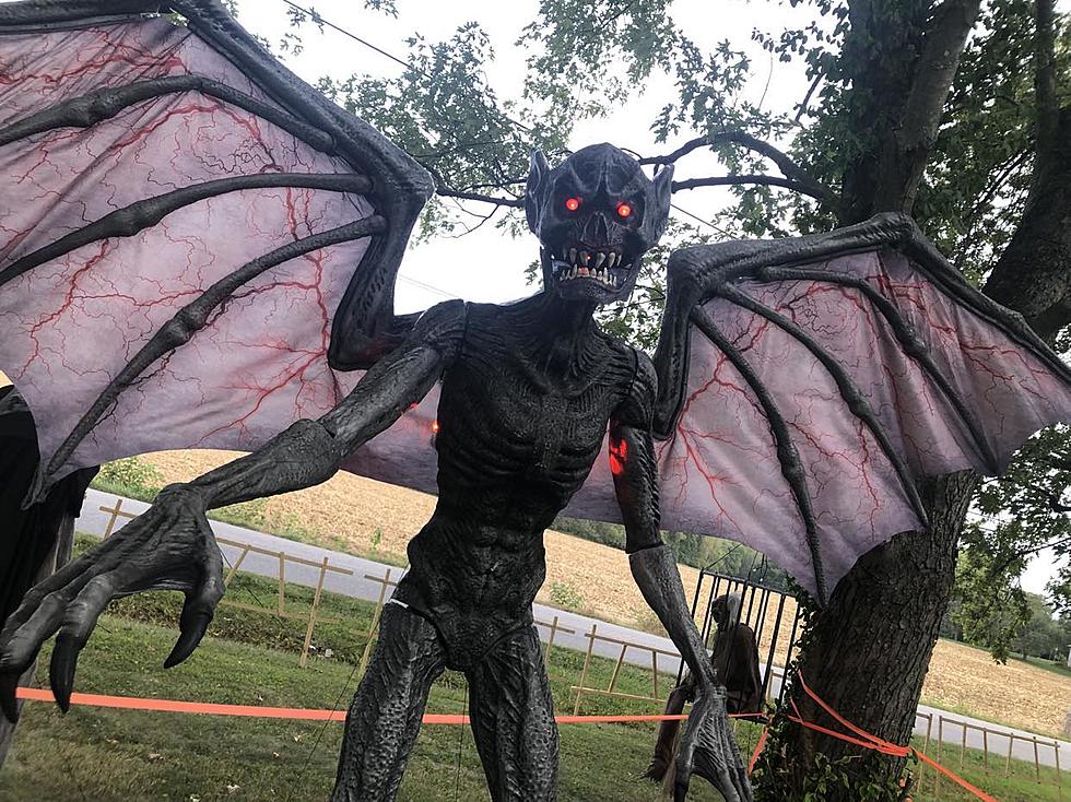 Owensboro Man&#8217;s Front Yard Halloween Display is On Another Level