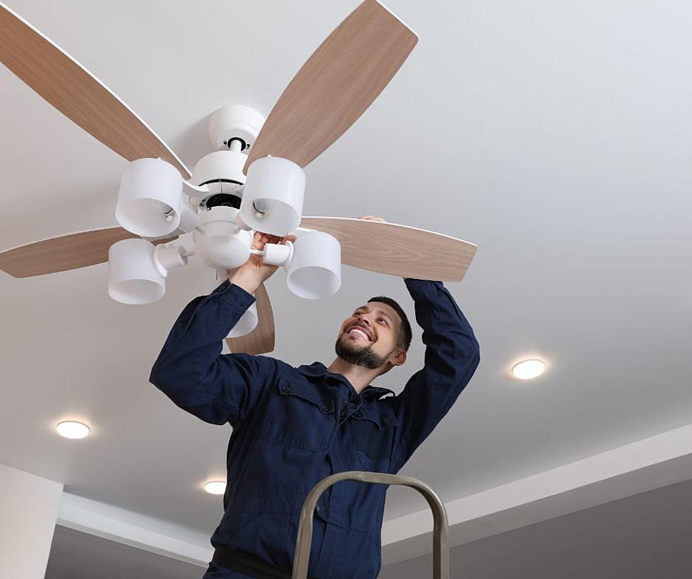 Is Your Ceiling Fan Spinning the Wrong Way?