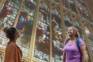 KY Is Home to One of the World’s Largest Hand-Made Stained Glass...