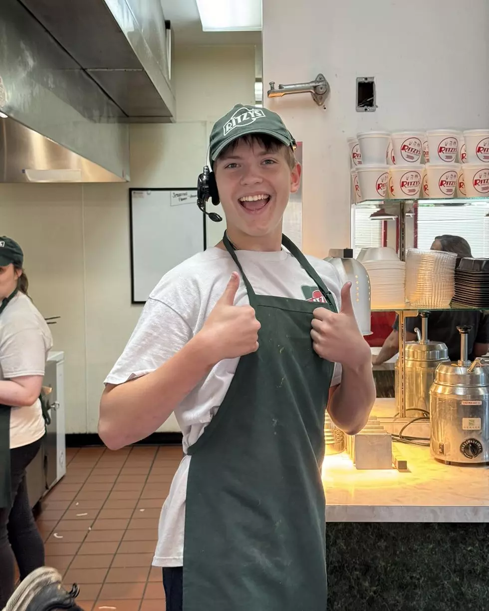 Kentucky Fast Food Worker’s Selfless Act Proves Customer Service is Alive and Well