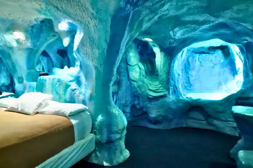 This Kentucky Hotel Has an Arctic Cave Suite That Feels Like a Glacier Getaway