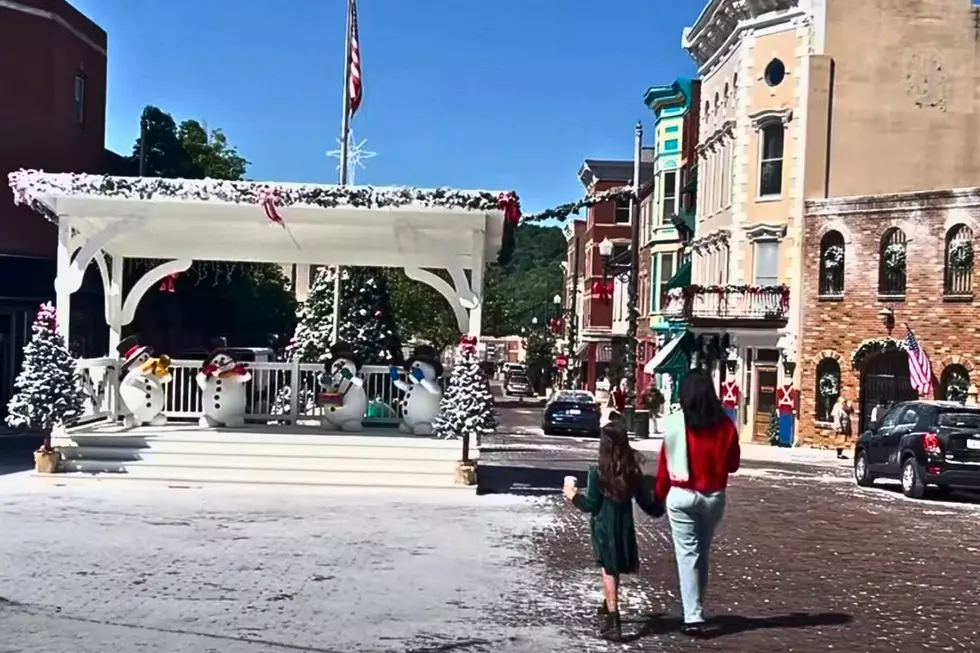 A Charming Kentucky River Town Just Became the Set of a New Christmas Movie