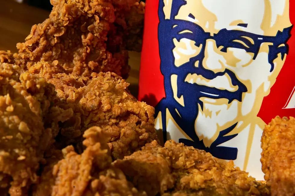 Rare Colonel Sanders Collection Goes Up for Auction at Kentucky Restaurant