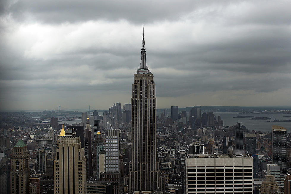 Empire State Building Shooting – 10 People Shot, 2 Killed [Video]