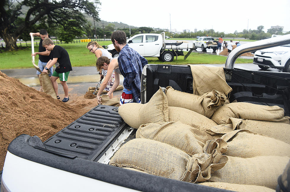 Daviess County Emergency Management Issuing Sandbags to Residents