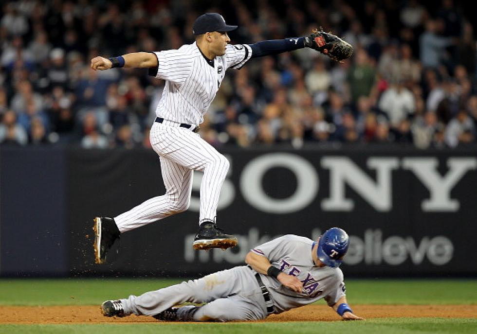 Should Jeter Be Moved To Outfield?