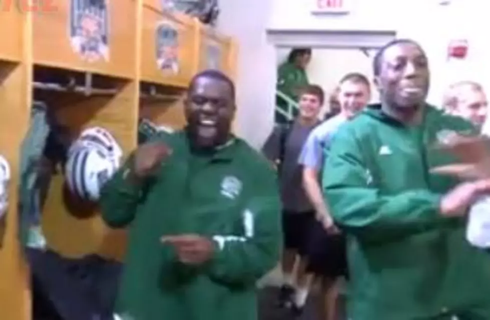 Ohio University Football Players Flip Out Over New Uniforms [VIDEO]