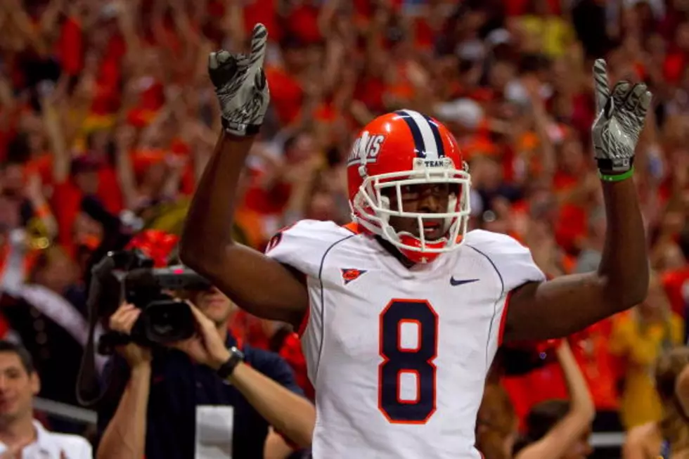 Illinois LB Jonathan Brown Delivers Low Blow [VIDEO]