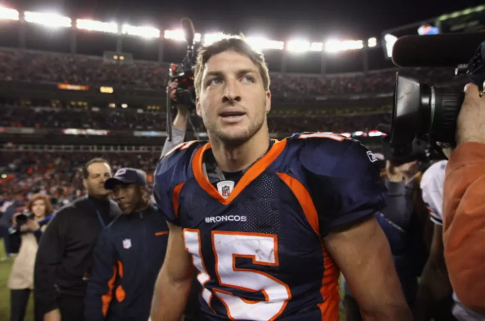 NFL&#8217;s Best Moment of 2011 – Tim Tebow Takes The World By Storm