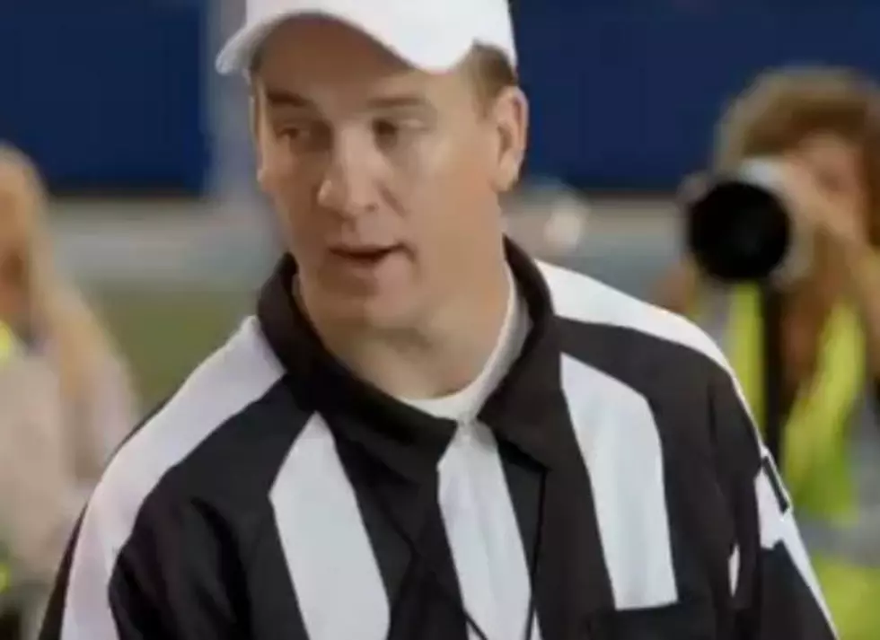 Papa John’s Super Bowl Coin Toss Starring Peyton Manning & Jerome Bettis [VIDEO]