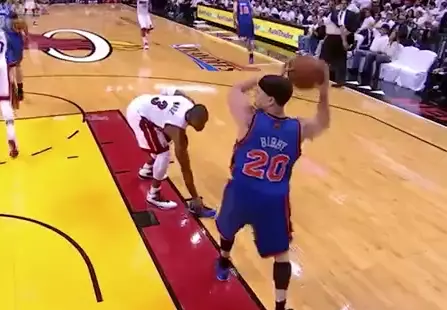 Dwyane Wade Throws Mike Bibbys Shoe Into First Row VIDEO