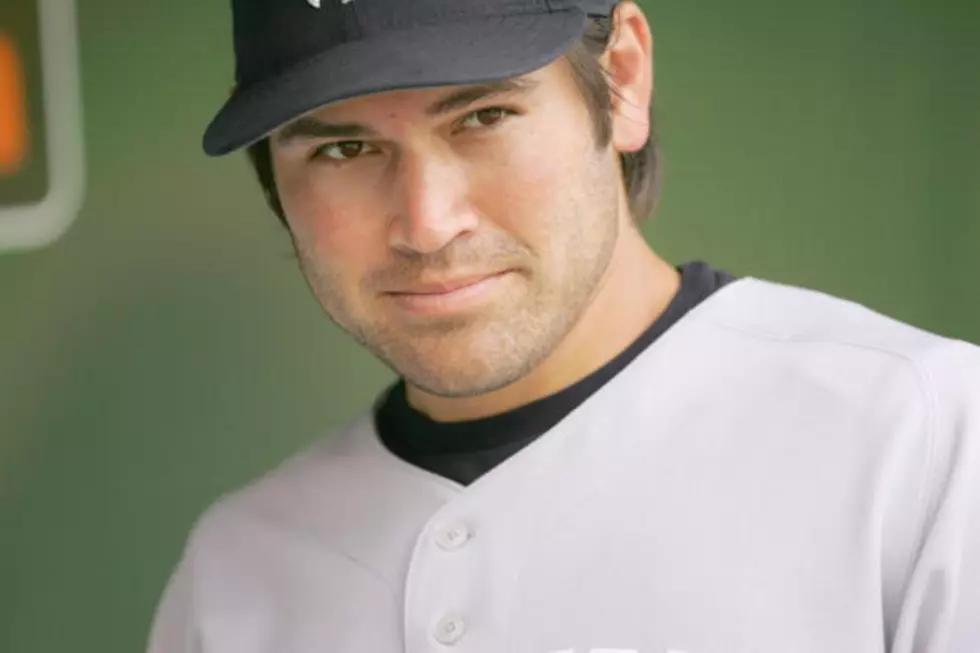 Former Yankee Johnny Damon Signs With Indians