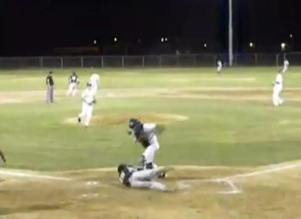 High School Baseball Trick Pickoff Play [VIDEO]