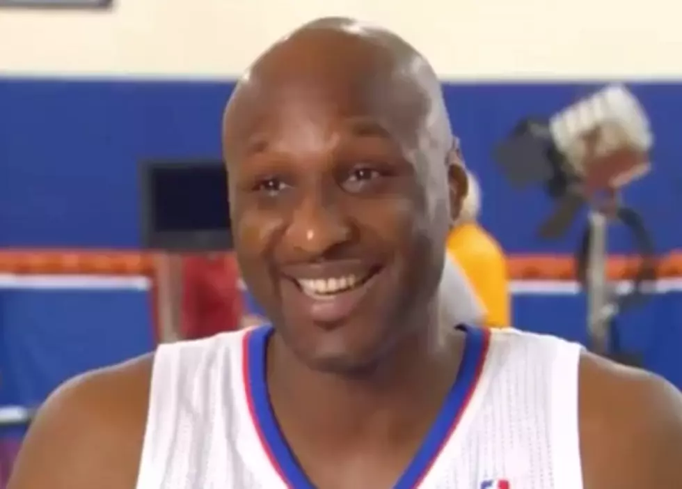 Lamar Odom Forgets His New Team [VIDEO]
