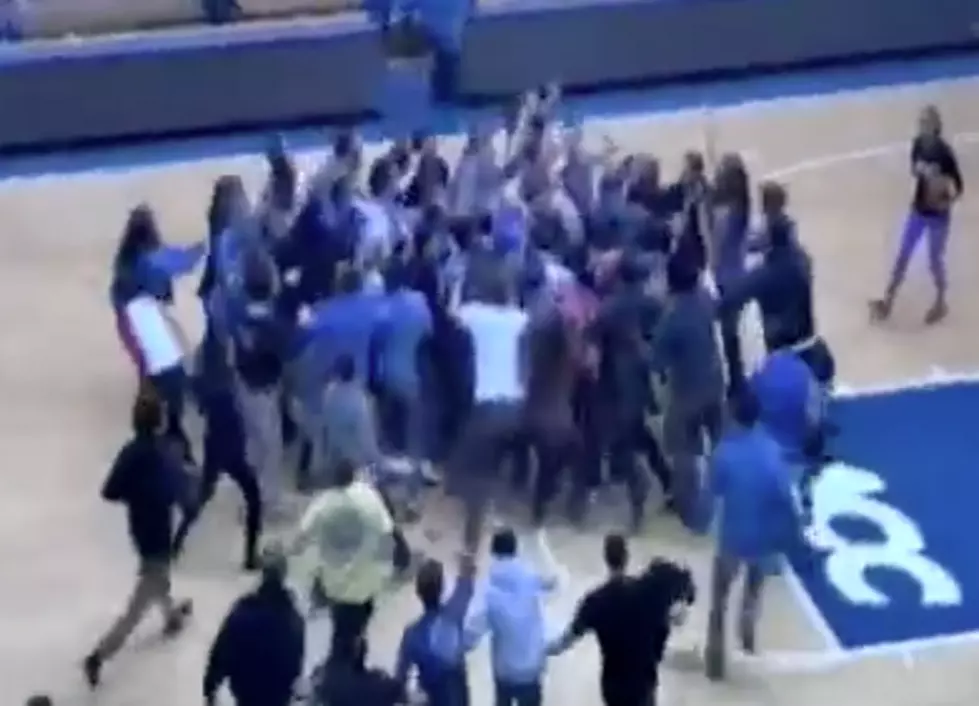 Duke Managers Beat North Carolina With Buzzer-Beater [VIDEO]