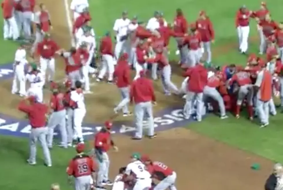 Massive Brawl Between Canada & Mexico During WBC [VIDEO]