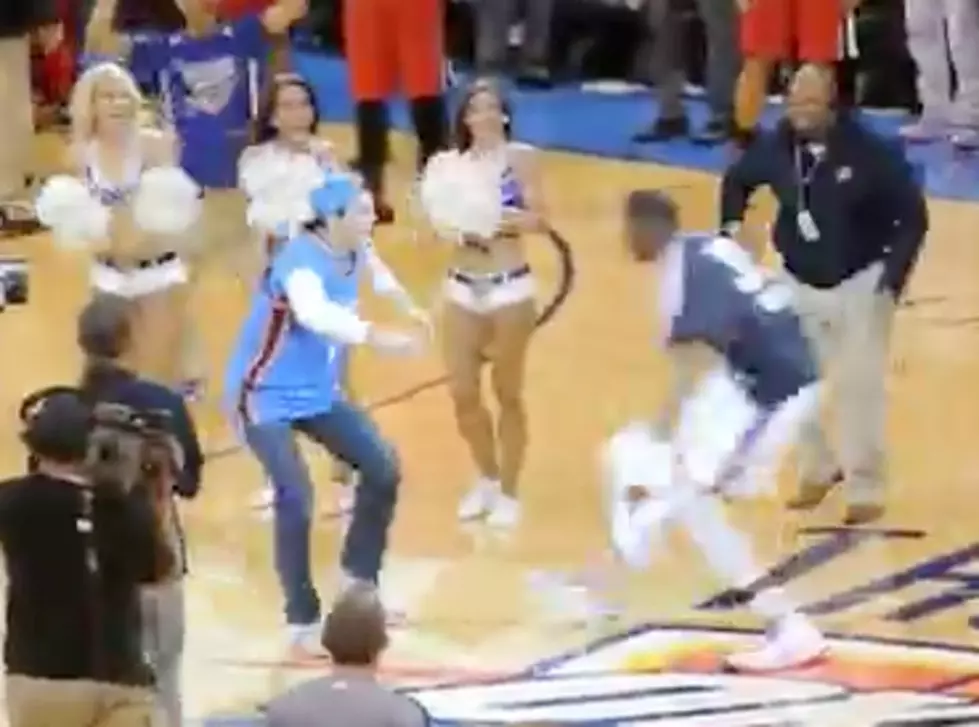 Kevin Durant Tackles Fan After Hitting $20K Shot [VIDEO]
