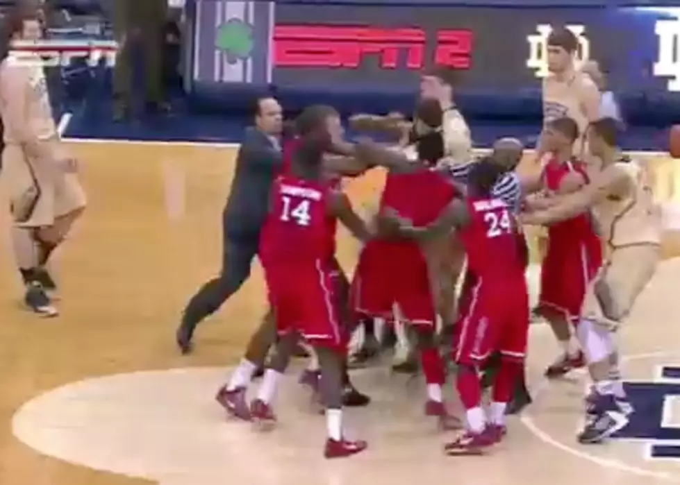 Fight Breaks Out During St. John’s-Notre Dame Game [VIDEO]