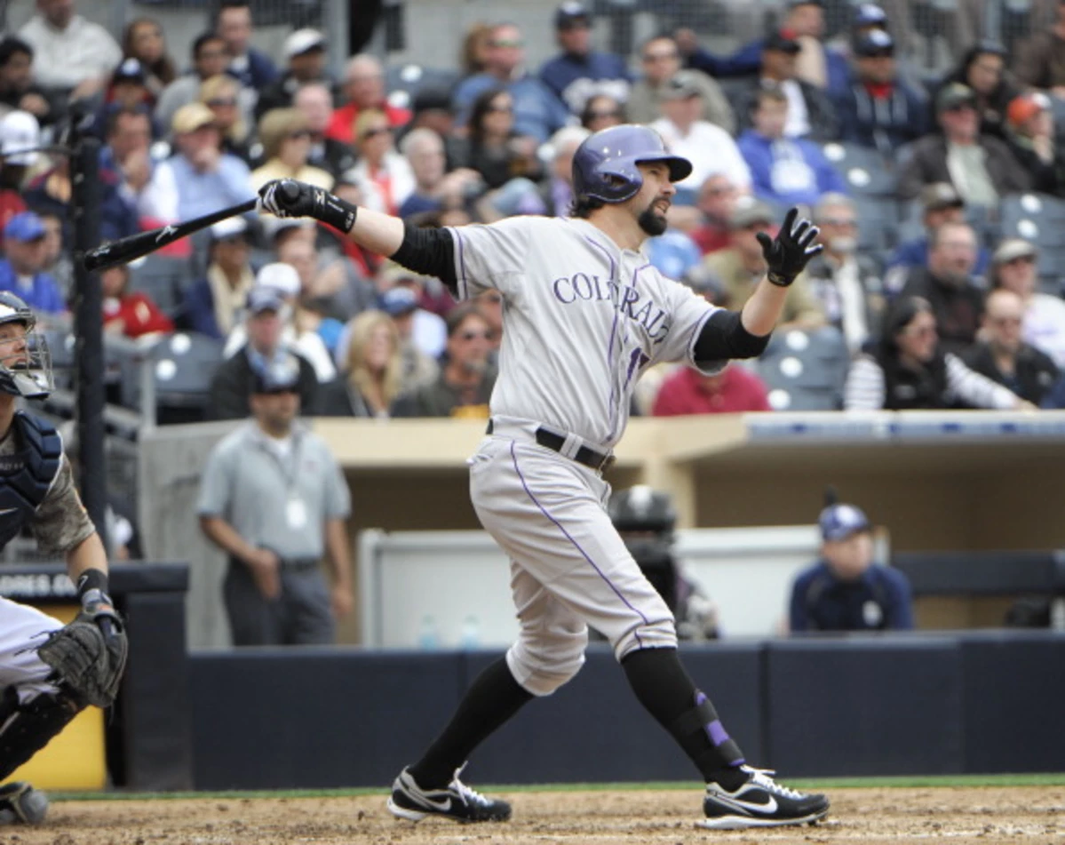 NEW HAVEN 200: Yale Field's short porch in right couldn't change Todd  Helton's approach