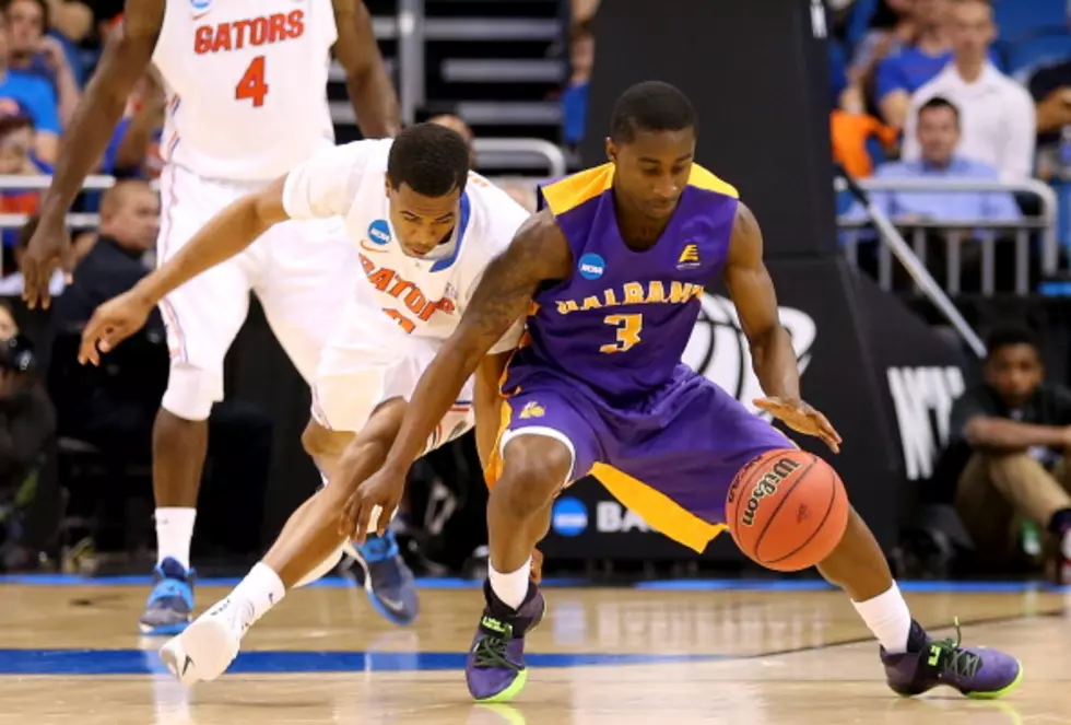 UAlbany Keeps it Close With Florida Before Falling