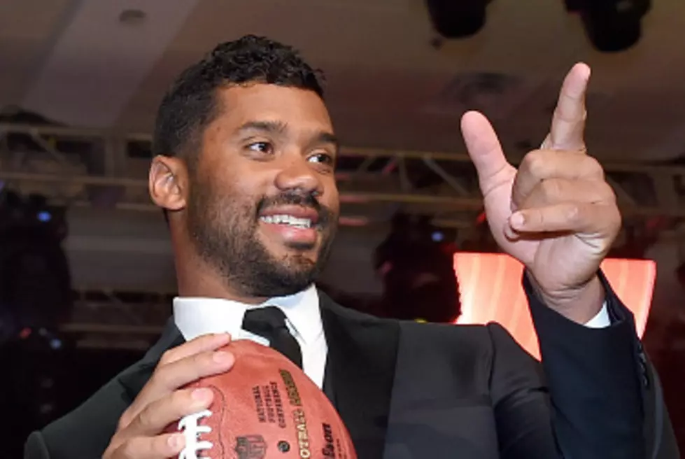 Seahawks Fan Trying To Raise $5 Million for Russell Wilson