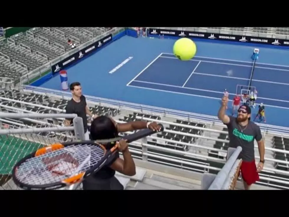 Dude Perfect With Serena Williams [VIDEO]