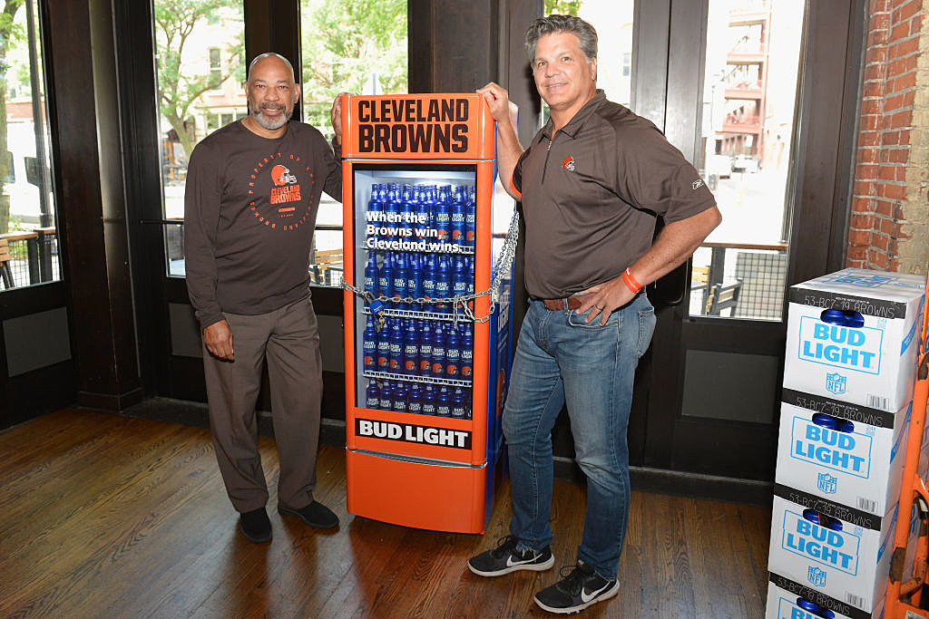 Beer Football Cleveland Browns, Stroh's Beer WHK 1420 Radio