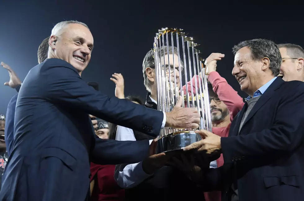 Watch World Series Trophy Damaged By Flying Beer