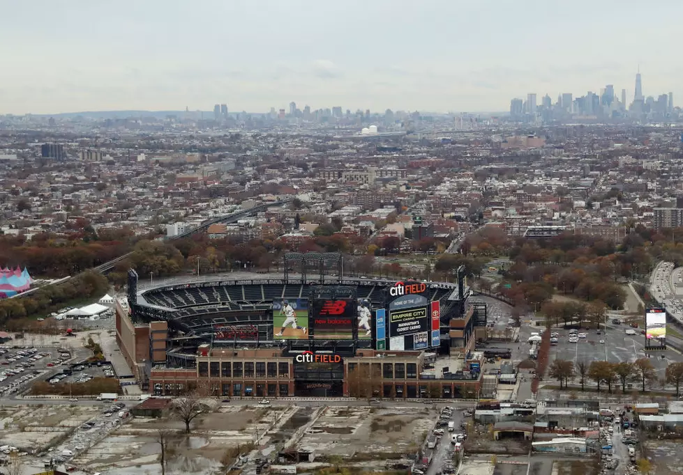 Mets Sign May in December