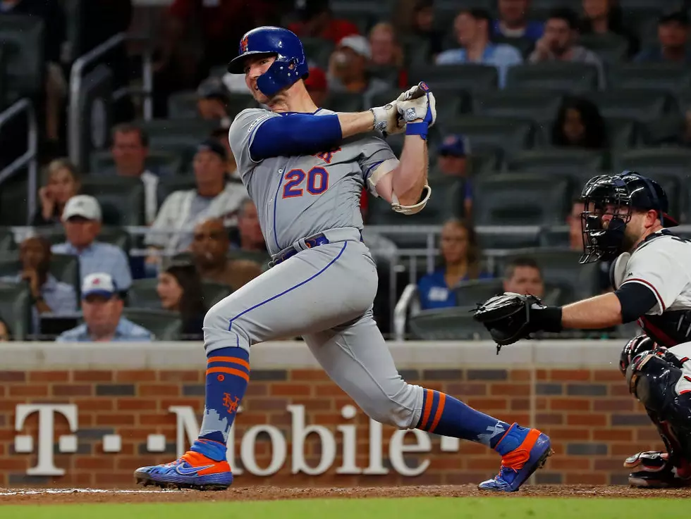 Pete Alonso continued to make yesterday last night. 