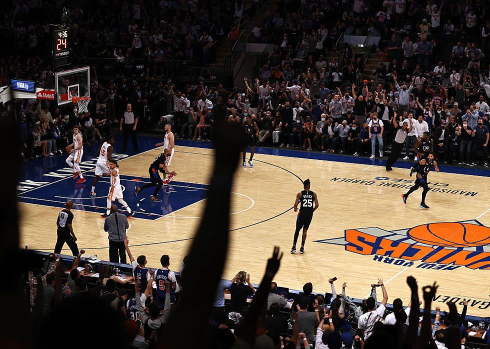 Young Knicks Fan Gives Father&#8217;s Day Gift of a Lifetime