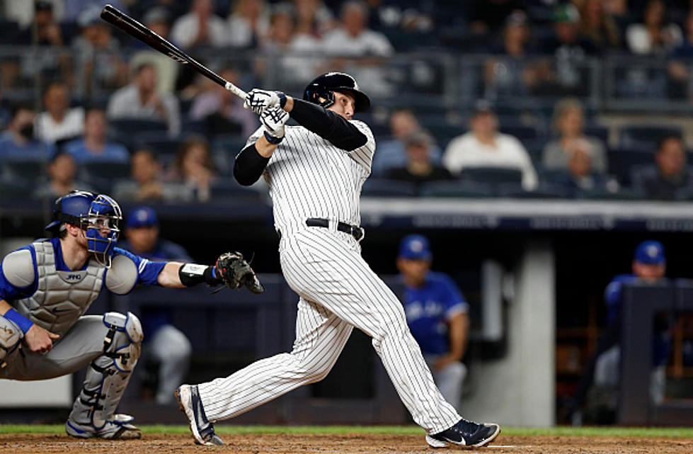 New York Yankees Reunite With Lefty First Baseman