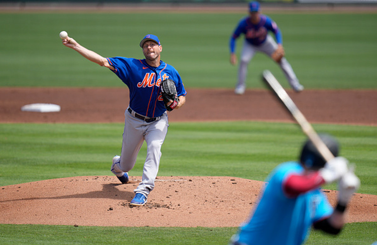 New York Mets pitcher Tylor Megill throws during a spring training News  Photo - Getty Images