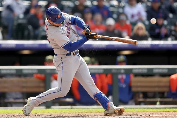 Has Mets Pete Alonso taken over for Yankees Aaron Judge as the King of New  York, Flippin' Bats
