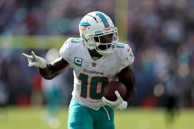 Tyreek Hill explains why he chose the Dolphins over the NY Jets