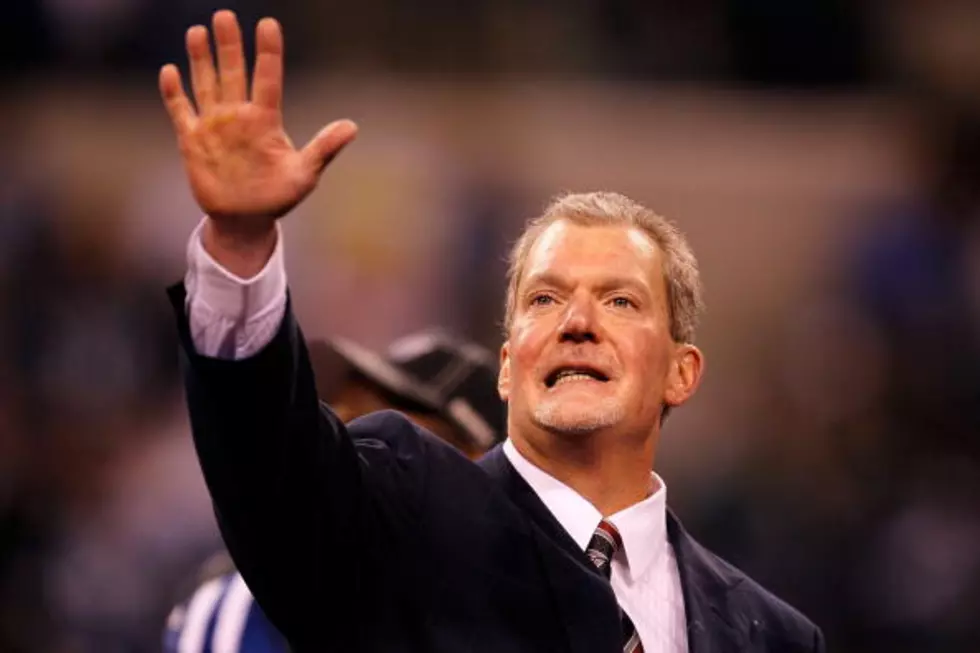 Colts Owner Jim Irsay Hands Out $100 Bills During Training Camp