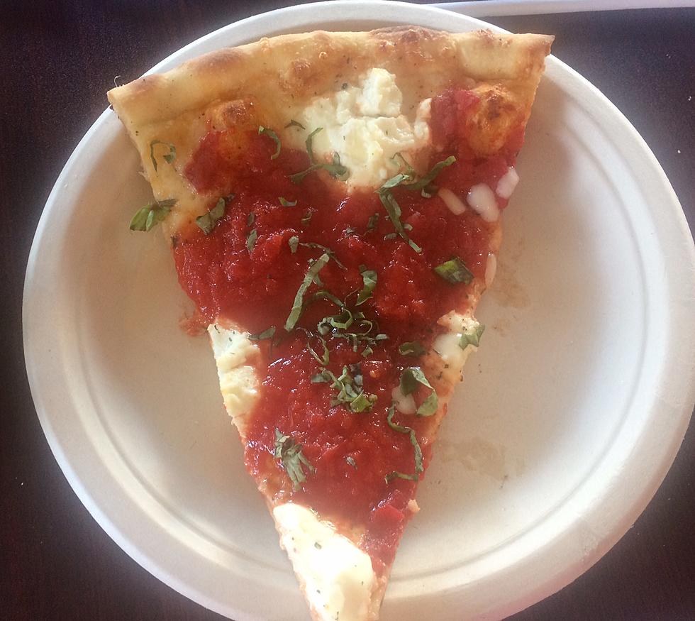 My 105.3 WJLT Crew Visits Fetta Specialty Pizza &#038; Spirits in Owensboro!