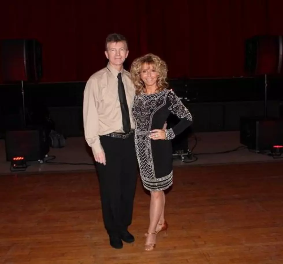 Public Is Invited to Metro Ballroom Christmas Dance this Saturday
