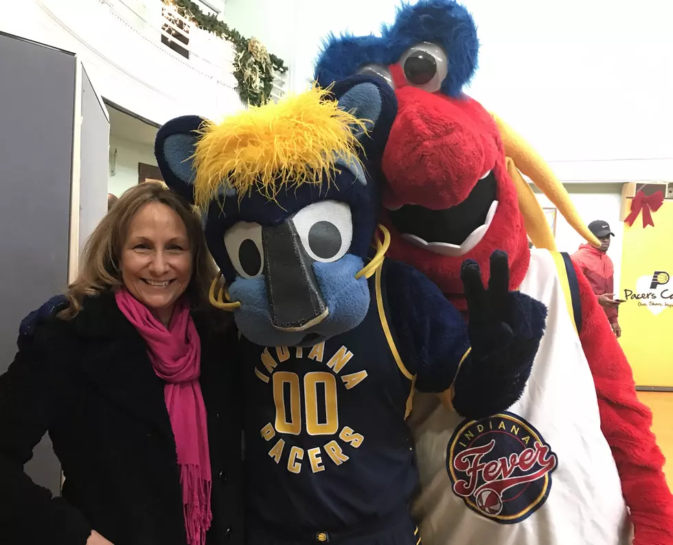 Joshua Academy Kids Receive Gifts from Indiana Pacers &#038; Indiana Fever  [Video]
