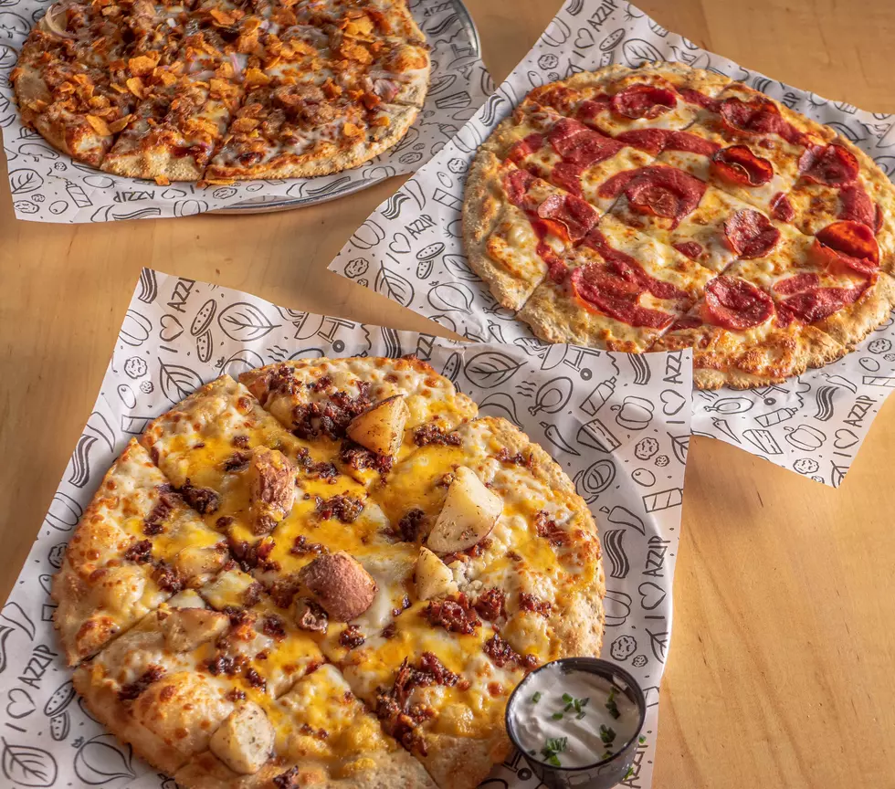 Azzip Pizza Joins National Chains on ‘Top 100 Movers & Shakers’